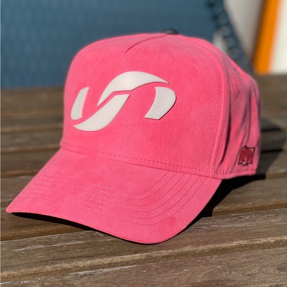 Soflo hat suede with silicone logo - Picture 4 of 6